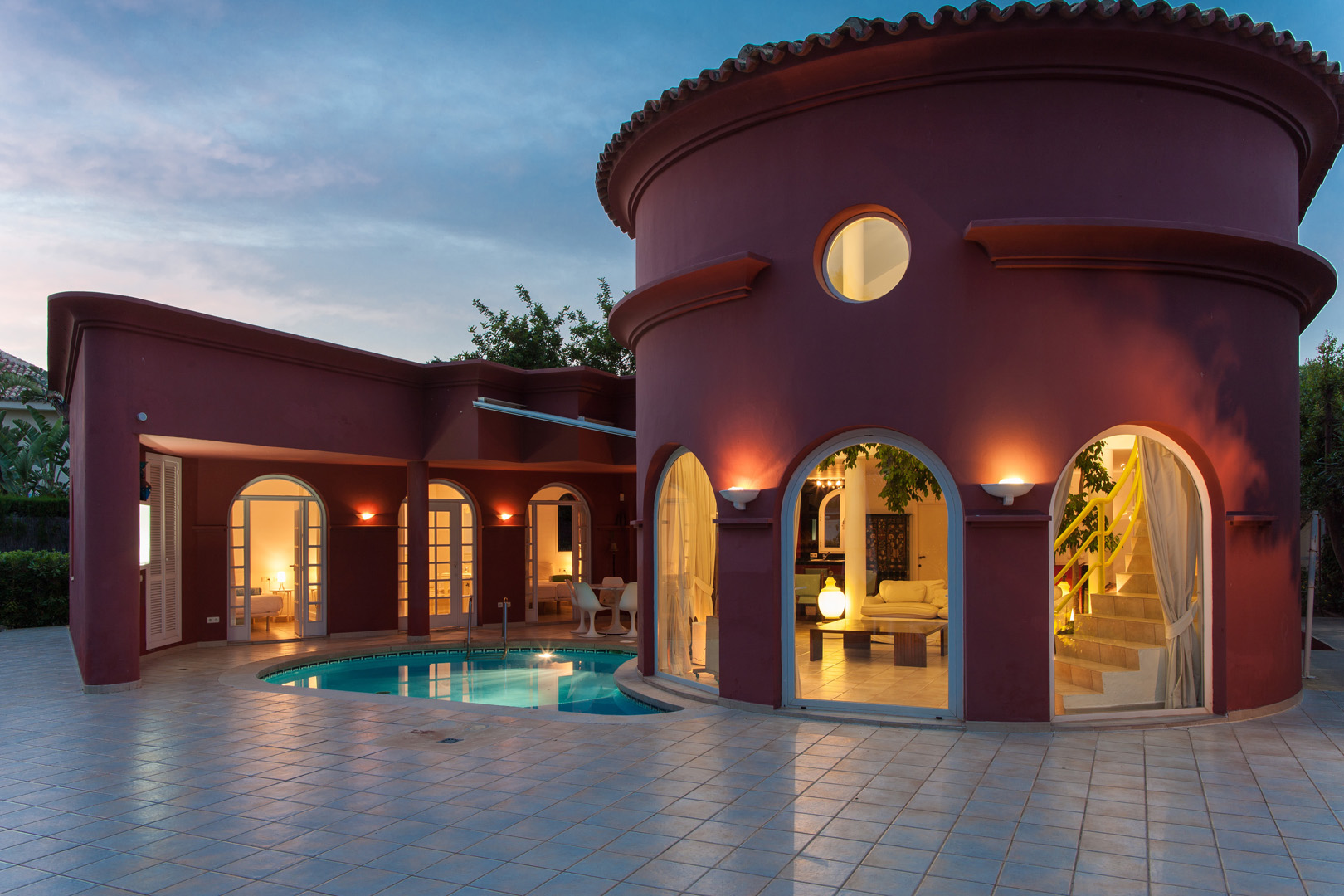 Holiday villa, Costa del Sol, beach and swimming pool
